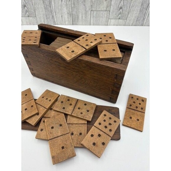 HANDMADE Vintage Set of Dominoes in Wooden Box - Picture 1 of 4
